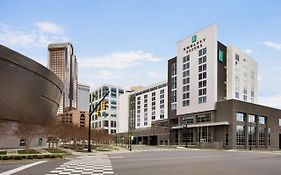Embassy Suites Charlotte nc Uptown